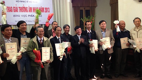 Tác phẩm đạt giải thưởng âm nhạc của Hội nhạc sĩ Việt Nam 2013