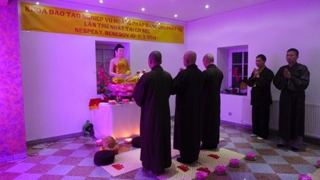 Đào tạo nghiệp vụ hoằng pháp cho các Phật tử tại CH Séc