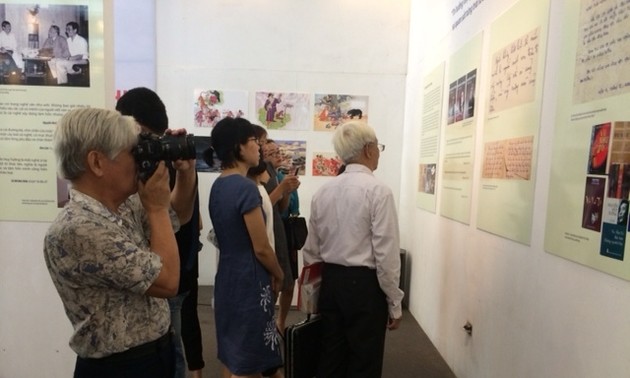 Khai mạc triển lãm "Nguyễn Huy Tưởng với cảm hứng sách thiếu nhi"