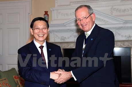 Thủ đô hai nước Việt Nam và Anh tăng cường hợp tác về tài chính