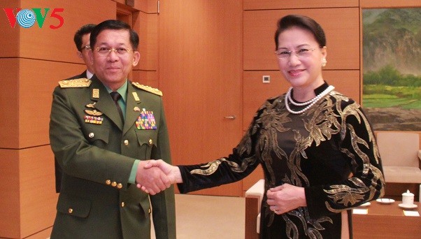 Chủ tịch Quốc hội Nguyễn Thị Kim Ngân tiếp Thống tướng Myanmar Min  Aung Hlaing 