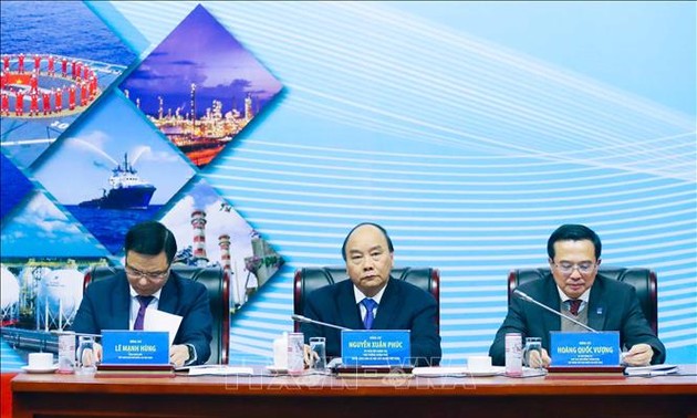 Thủ tướng Nguyễn Xuân Phúc dự hội nghị triển khai nhiệm vụ năm 2021 của  Petrovietnam 