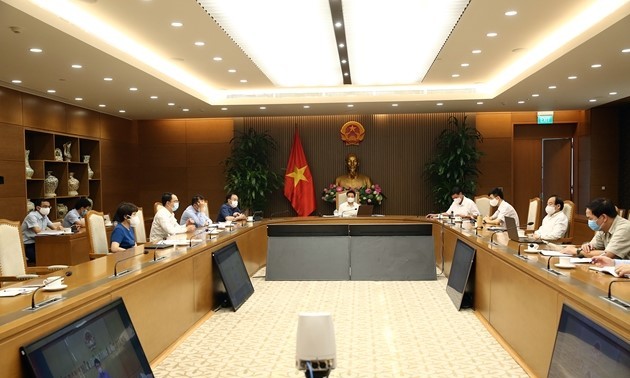 Phó Thủ tướng Vũ Đức Đam họp trực tuyến với Bắc Ninh, Bắc Giang về phòng, chống dịch COVID-19