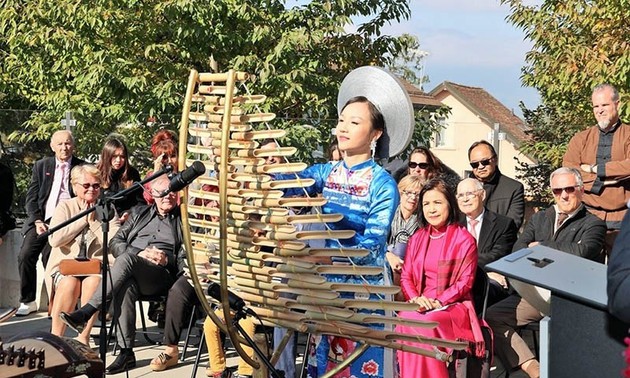 Ngày Văn hóa Việt Nam - Thụy Sĩ tại Geneva thúc đẩy giao lưu nhân dân giữa hai nước
