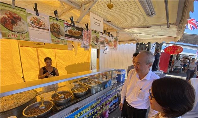 Đại sứ quán Việt Nam tại Thụy Sĩ thúc đẩy giao thương nông sản và thực phẩm chế biến