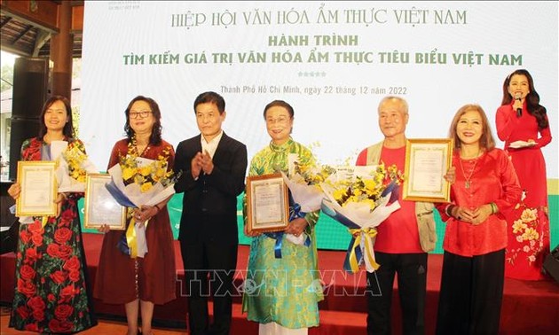 Công bố 121 món ẩm thực tiêu biểu của Việt Nam