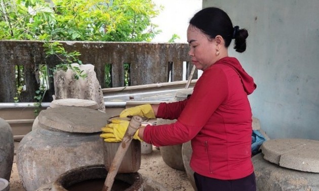 Nghề làm nước mắm ở xã Tam Thanh, tỉnh Quảng Nam