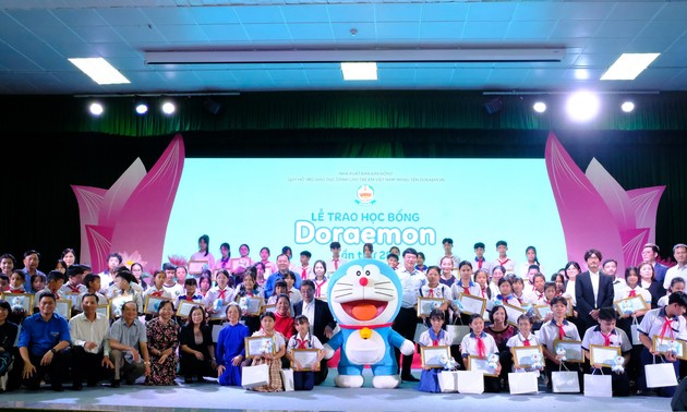 Quỹ Doraemon trao 559 suất học bổng năm 2023