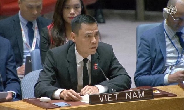 Việt Nam kêu gọi ngừng bắn và nỗ lực giải quyết khủng hoảng nhân đạo tại Gaza  