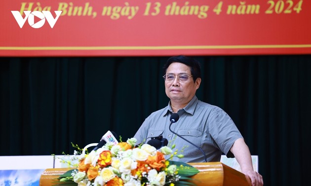 Thủ tướng Phạm Minh Chính làm việc với lãnh đạo tỉnh Hòa Bình