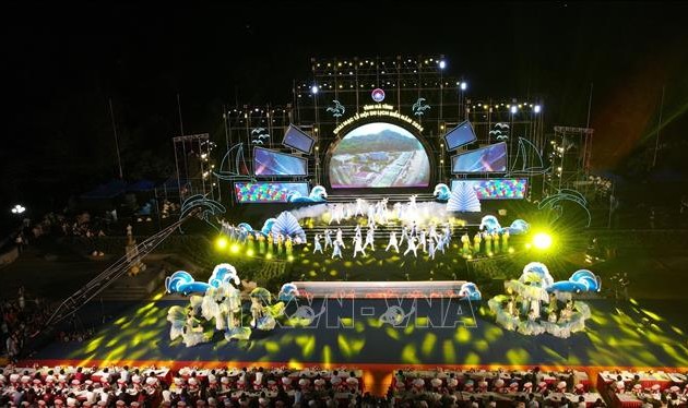 Khai mạc lễ hội du lịch biển Hà Tĩnh năm 2024 