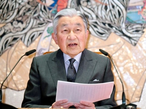 Japón celebra los 30 años de la llegada al trono del emperador Akihito