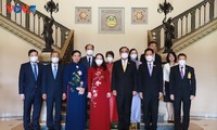 Vietnam y Tailandia impulsan relaciones de asociación estratégica 