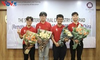 Estudiantes vietnamitas ganan oro en Olimpiada Internacional de Química 2022