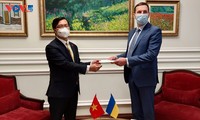 推动越南乌克兰关系在多领域发展