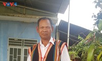 Bapak R’Com Tin – Orang yang Berwibawa  di Kecamatan Ia Der