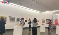 Ausstellung von 200 Werken über Weltfrieden japanischer Künstler