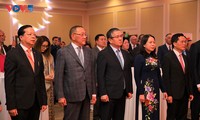 庆祝越南与哈萨克斯坦建交30周年