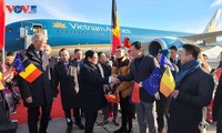 越南政府总理范明政出席东盟-欧盟建交45周年纪念峰会并对比利时进行正式访问