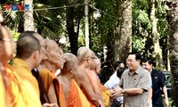 越南国会主席王庭惠：各民族各宗教同胞是越南民族不可分割的一部分