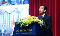Simposium “Pertemuan Antara Korps Diplomatik, Asosiasi Badan Usaha Asing, Konektivitas Daerah dan Badan Usaha Vietnam”
