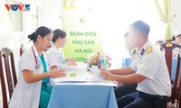 Bệnh viện phụ sản Hà Nội cùng chung tay hướng về biển đảo quê hương
