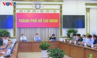 Dirigente del gobierno pide a Ciudad Ho Chi Minh continuar con la labor preventiva del covid-19