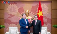 Vietnam enfatiza interés en consolidar relaciones con Estados Unidos