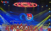 90e anniversaire de l'Union de la jeunesse communiste Hô Chi Minh à Hanoï