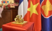Chuyển giao Ấn vàng “Hoàng đế chi bảo” từ Pháp về Việt Nam