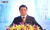 Премьер-министр Фам Минь Тинь высоко оценил успехи, достигнутые провинцией Шокчанг после 30 лет преобразования 