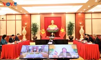 Генсек ЦК КПВ Нгуен Фу Чонг провёл телефонный разговор с председателем НПК, премьер-министром Камбоджи Хун Сеном