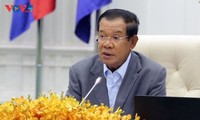 นายกรัฐมนตรีกัมพูชากล่าวขอบคุณนายกรัฐมนตรีเวียดนามที่แสดงความห่วงใยเกี่ยวกับเหตุอุทกภัยในกัมพูชา
