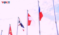 พิธีเชิญธงชาติขึ้นสู่ยอดเสาในงามมหกรรมกีฬานักเรียนเอเชียตะวันออกเฉียงใต้ครั้งที่ 13