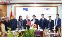 VOV ký thỏa thuận hợp tác mới với Đài Phát thanh Quốc gia Indonesia (RRI)