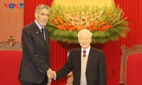 Nguyên Phu Trong reçoit le secrétaire général du MIU