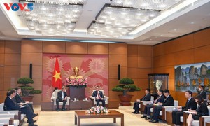 Выонг Динь Хюэ: Вьетнам станет стратегическим транзитным хабом для Boeing 
