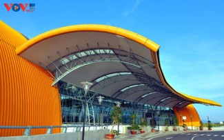 L'aéroport Liên Khuong