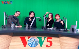Der Radiosender „Die Stimme Vietnams” wendet digitale Technologie im Journalismus an