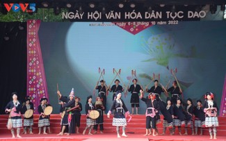 Community performances preserve Dao culture