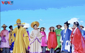 オペラ「アニオー姫」 フンイエン省で公演