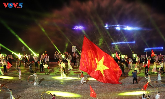 Pembukaan Festival Sungai Kota Ho Chi Minh yang ke-2