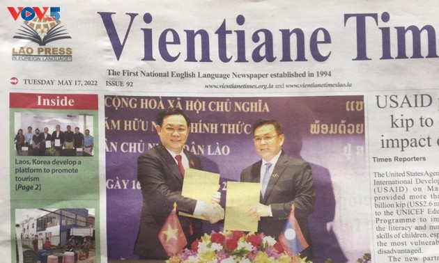 Prensa laosiana destaca importancia de la visita de Vuong Dinh Hue