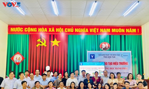 Promueven el proyecto Escuela Feliz en el sistema educacional vietnamita