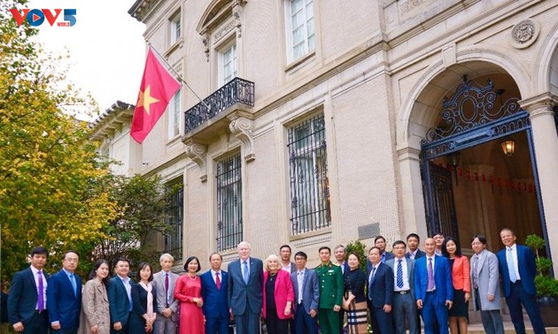 Ketua Harian Senat AS, P. Leahy Ingin Perkuat Temu Muhibah Generasi Muda AS-Vietnam