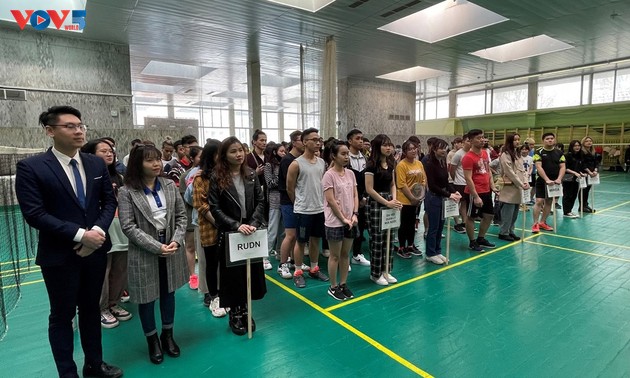 Vietnamesische Studenten in Russland organisieren Badminton-Turnier zum 90. Gründungstag der Jugendverbands