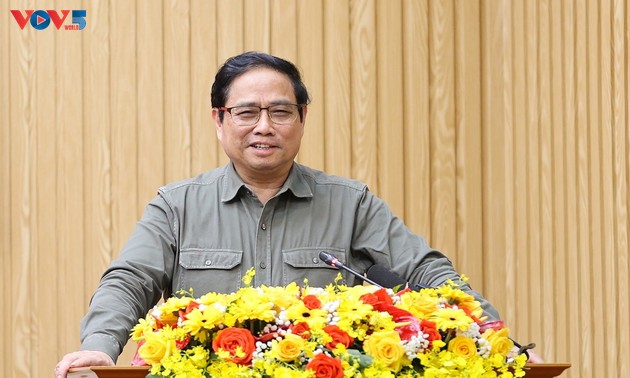 Premierminister Pham Minh Chinh tagt mit Leitern der Provinz Quang Ngai