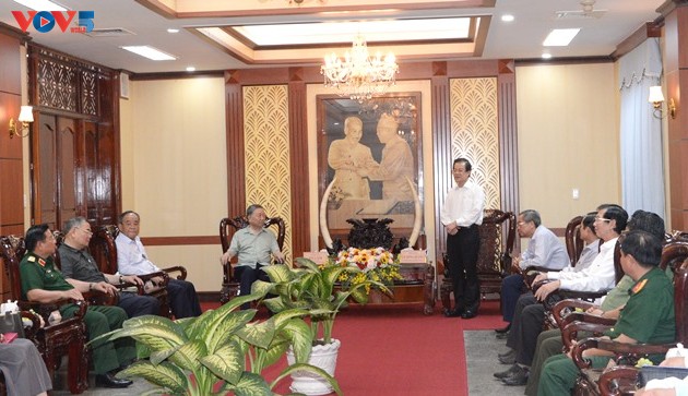 Staatspräsident To Lam trifft wichtige Verwalter der Provinz An Giang
