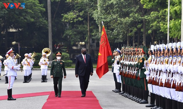 越南和美国推动防务合作