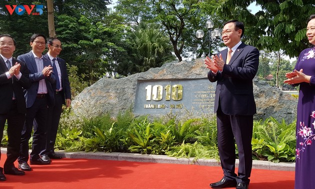 Ibukota memperingati ulang tahun ke-1010 Thang Long-Ha Noi dengan banyak aktivitas yang bermakna